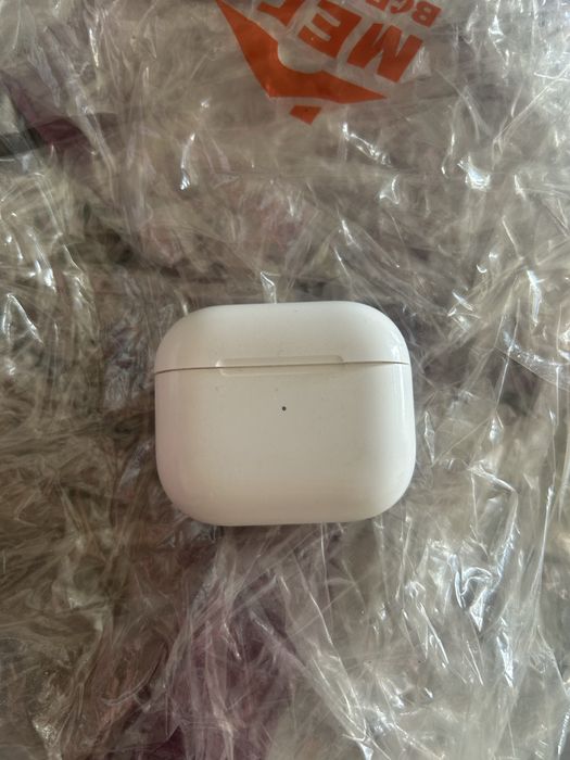 кейс айрподс паль