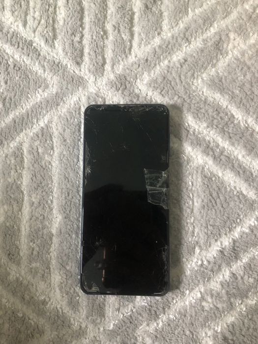 Телефон Samsung A12