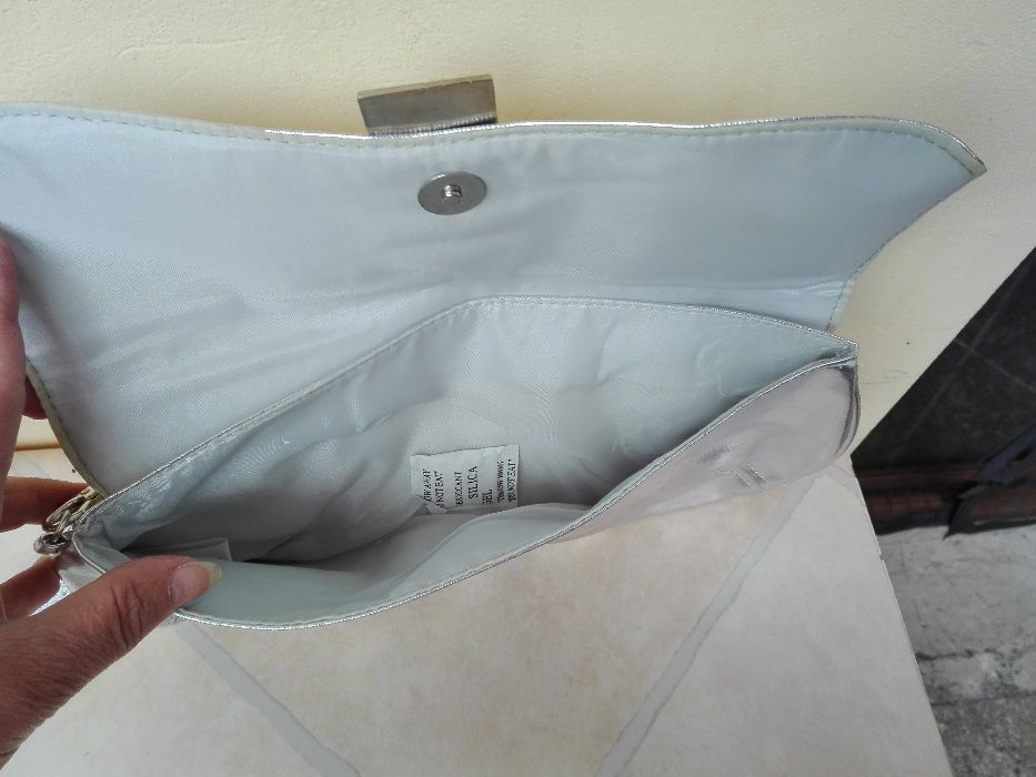 Дамска чантичка