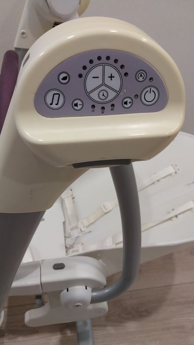 Продам стульчик-электрокачеля maribel