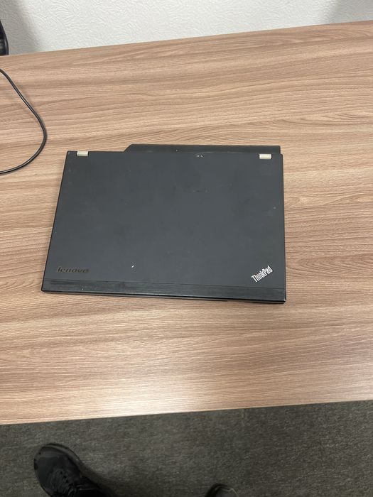 Продам ноутбук ( рабочий )