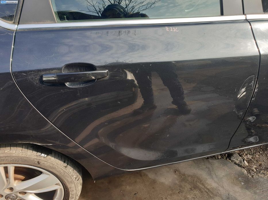 Usa Usi Portiera Portiere Dreapta Spate Dezechipata Opel Astra J Hatchback 4 usi 2009 - 2016 Culoare Z22C [K3378]