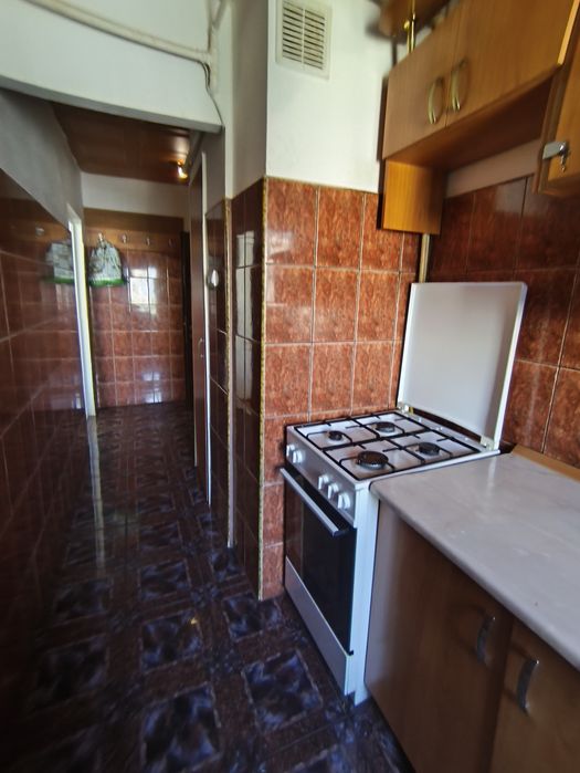 Închiriez apartament 2 camere