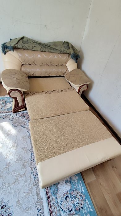 Софа кровать бежевый