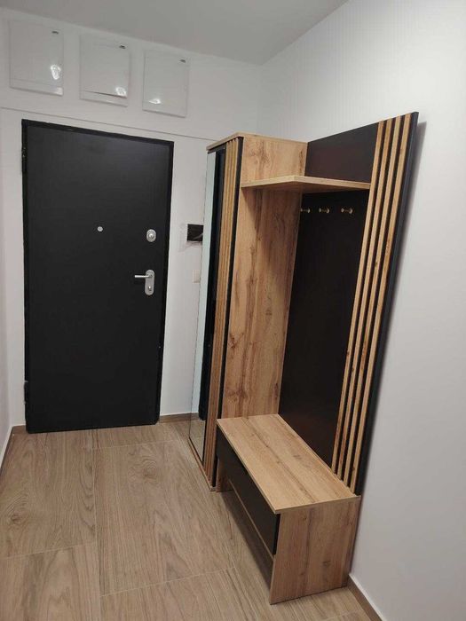 Ofer pentru inchiriere apartament cu 2 camere Piata Garii