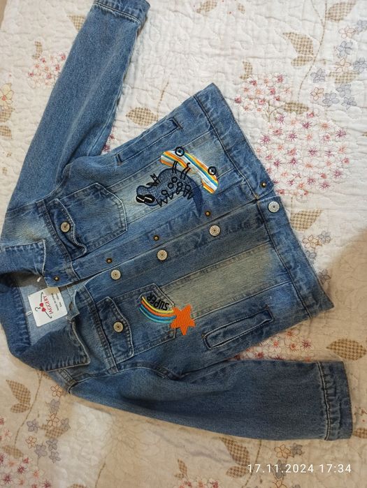 Джинсовая куртка 5-6 лет на мальчика