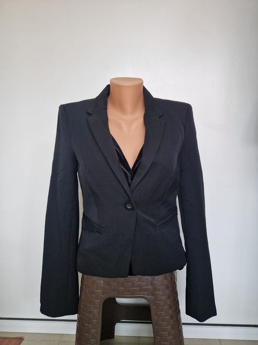 Модно дамско сако