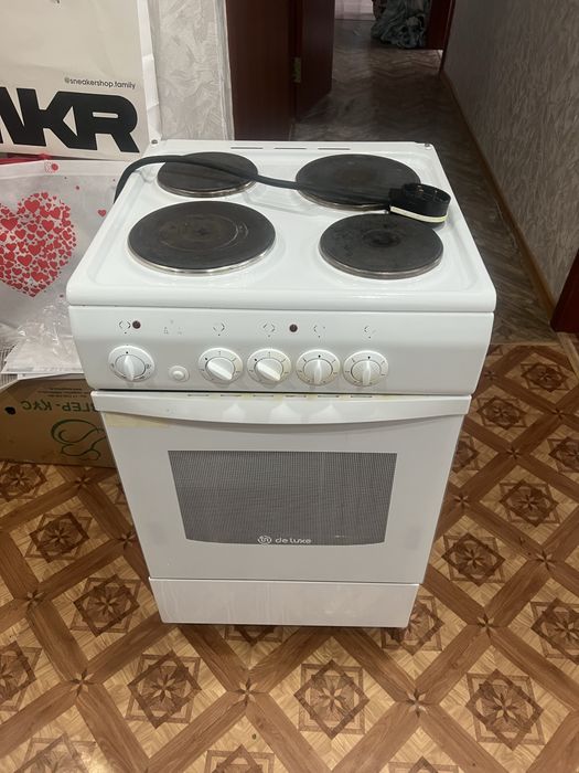 Продам электроплиту Мечта