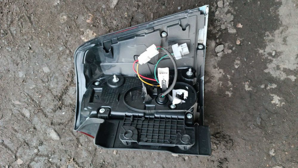 Задний фонарь lexus lx570