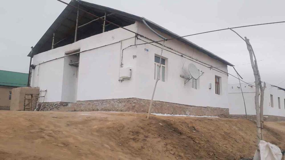 Хожан ауылда 4 ханалы жай сатылады 18 маршрут жолында 7 кошеде