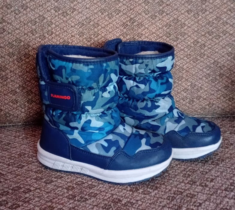 Продам  сапоги дутики на мальчика