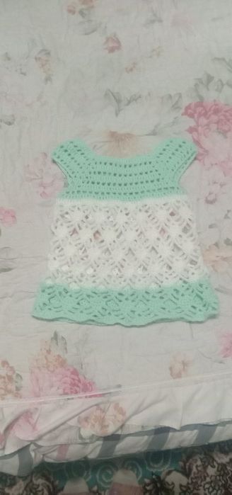 Qo‘lda to‘qilgan kiyim-kechakla bor