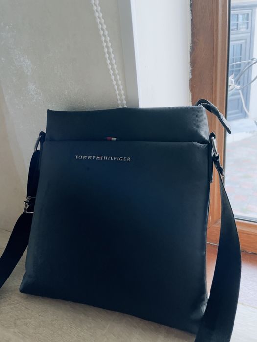 Барсетка Tommy hilfiger