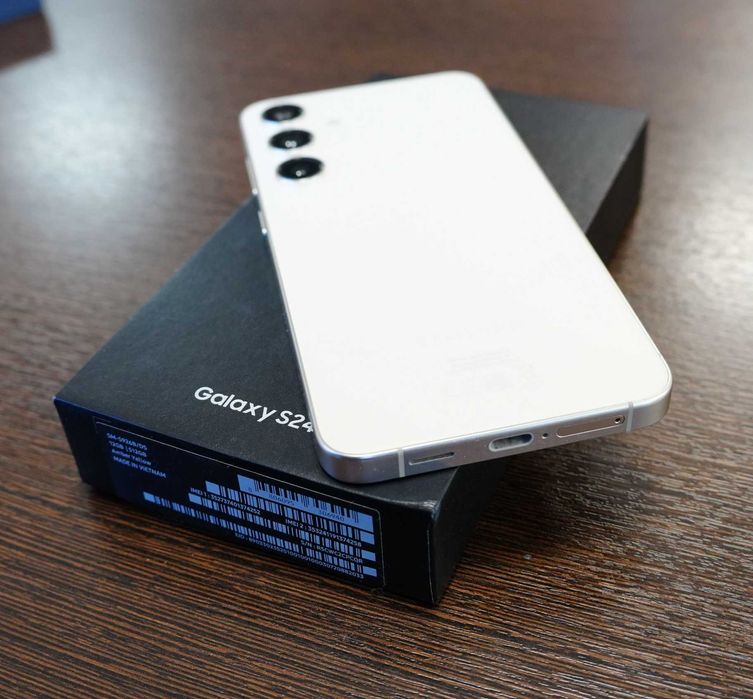 Samsung Galaxy S24 Plus 512GB 12GB RAM – Отличен, перфектно състояние