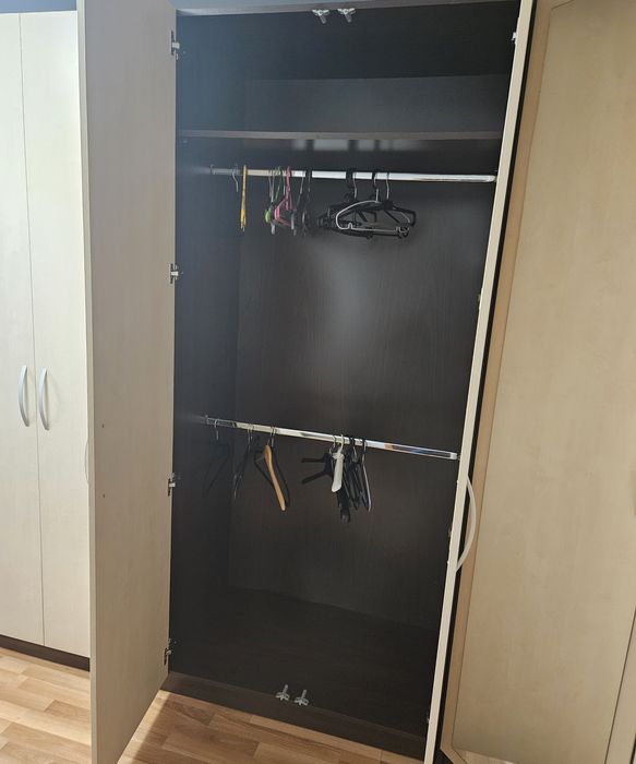 Dulap cu 4 usi din MDF