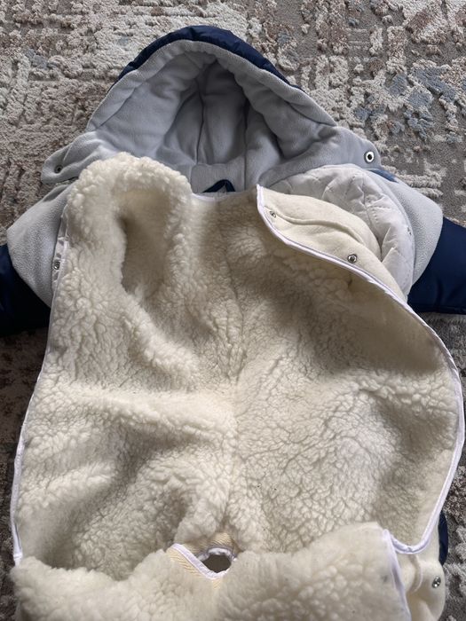 Продам комбинезон детский