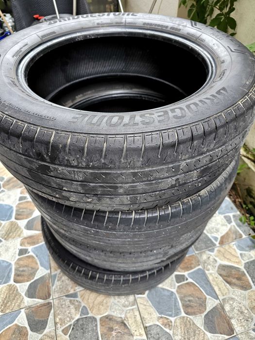 Anvelopa Bridgestone 225/60R18