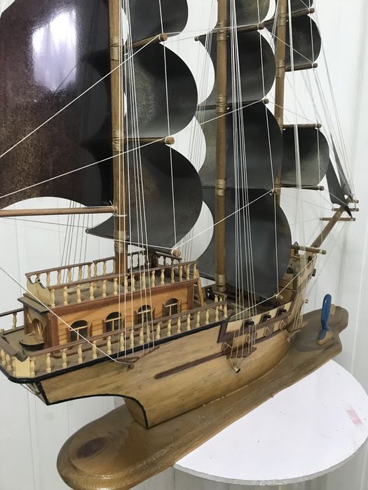 Корабль ручной работы