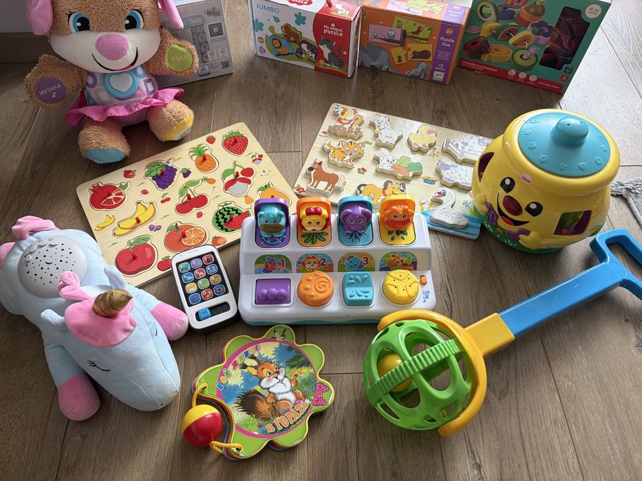 Играчки за детенце