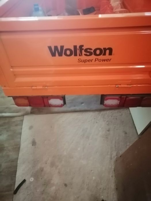 Vând motocultor Detoolz 11 cp, nou, nefolosit cu remorcuta