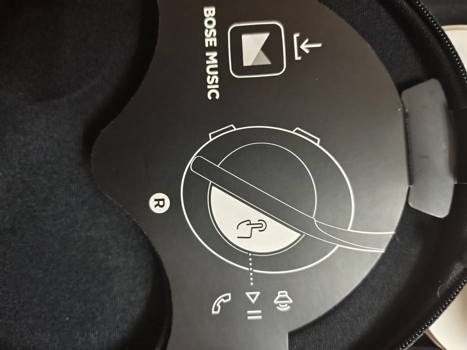 Слушалки BOSE 700  Limited Edition