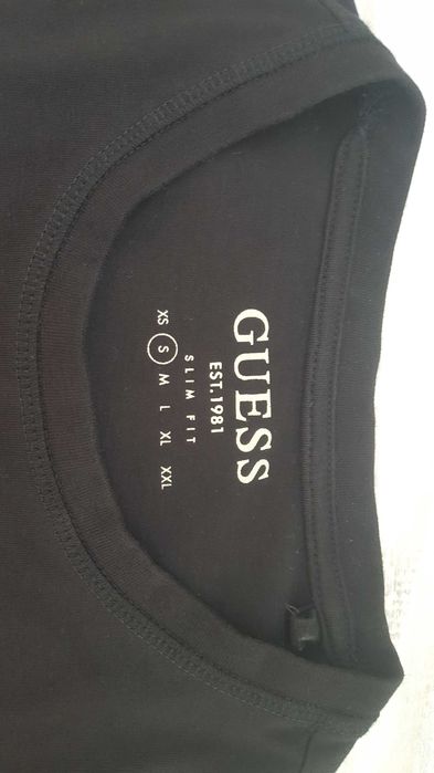 Мъжка черна тениска GUESS SLIM FIT размер S