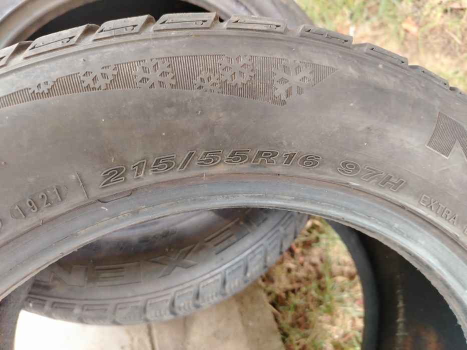 Гуми два броя 215 /55/16