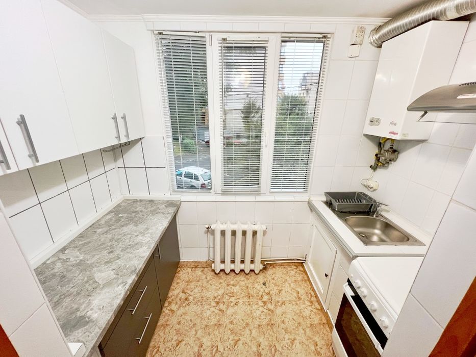 Închiriez apartament 2 camere în Zalău, Brădet, etaj 1, cu loc de parc