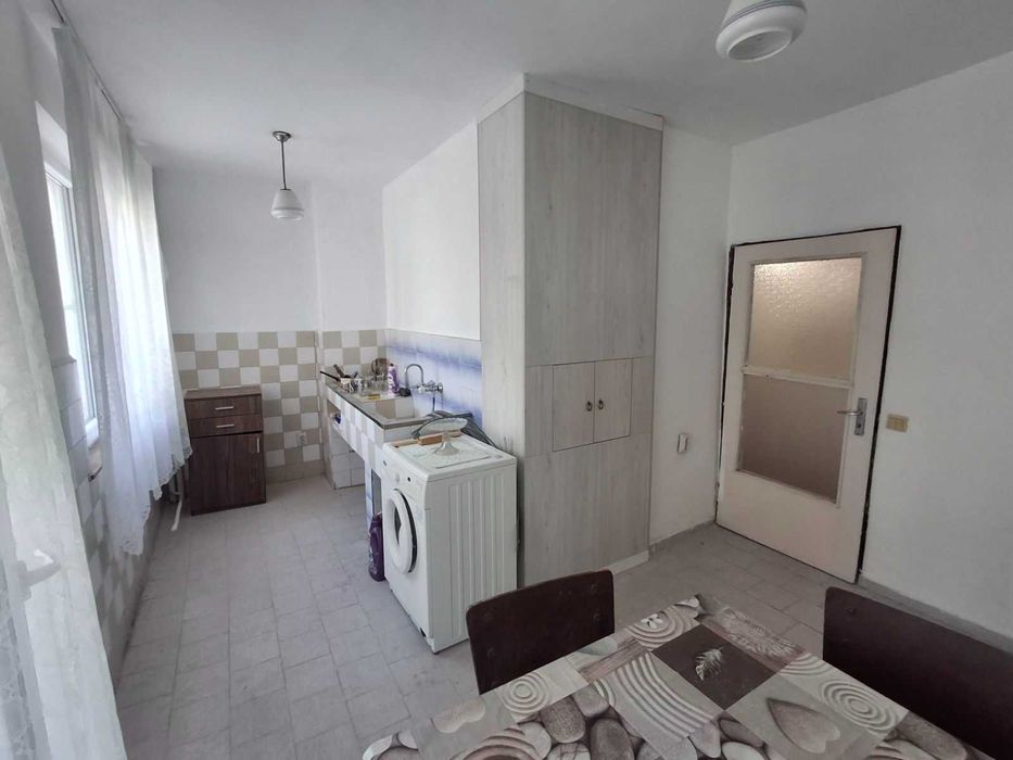 Продава се Четиристаен апартамент в Варна, Кайсиева градина - 96 кв.м за 1407 €/кв.м - Снимка #1