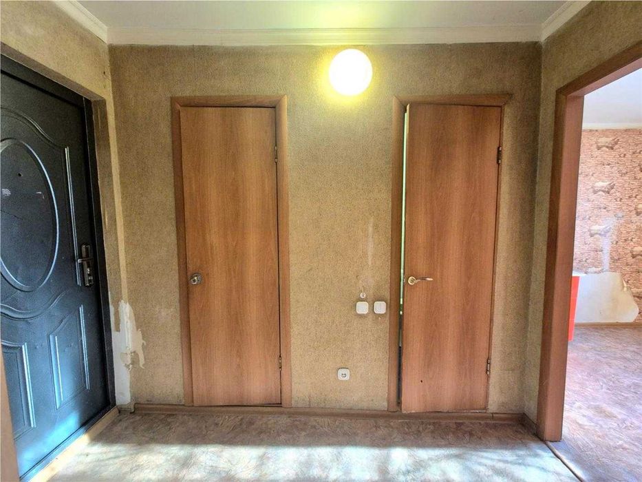 Продам 1 комн у/планировки квартиру