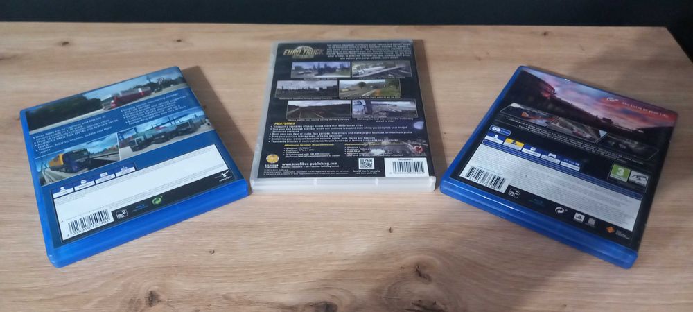 Vând ETS2 ,Gran Turismo 7 și On The Road Truck Simulator,toate în condiție foarte bună, fac doar predare personală în brașov ,nu trimit prin curieri