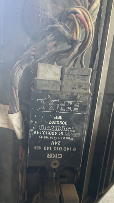 Авторазбор Volva старушка 1998год