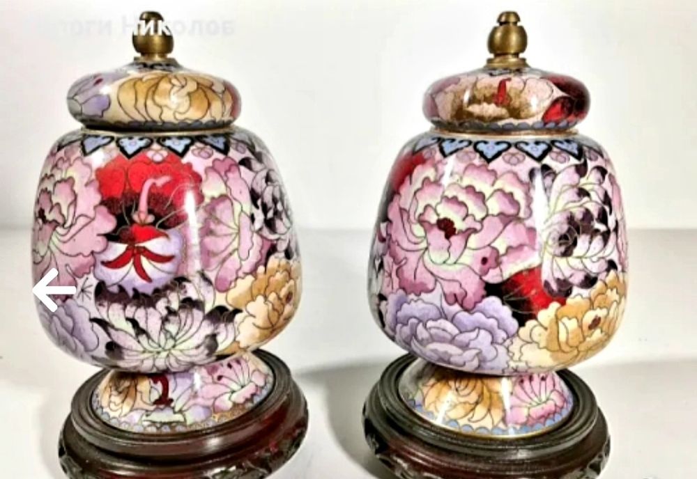 Вази 2броя емайл