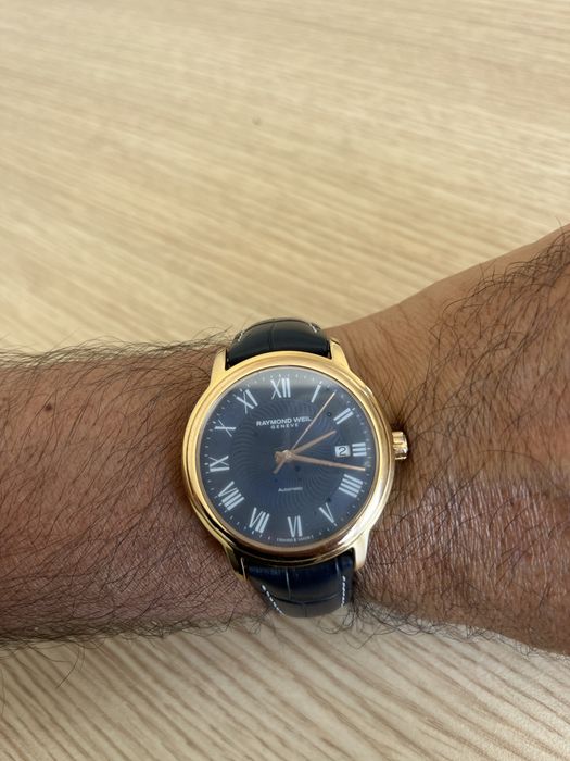Raymond weil часовник