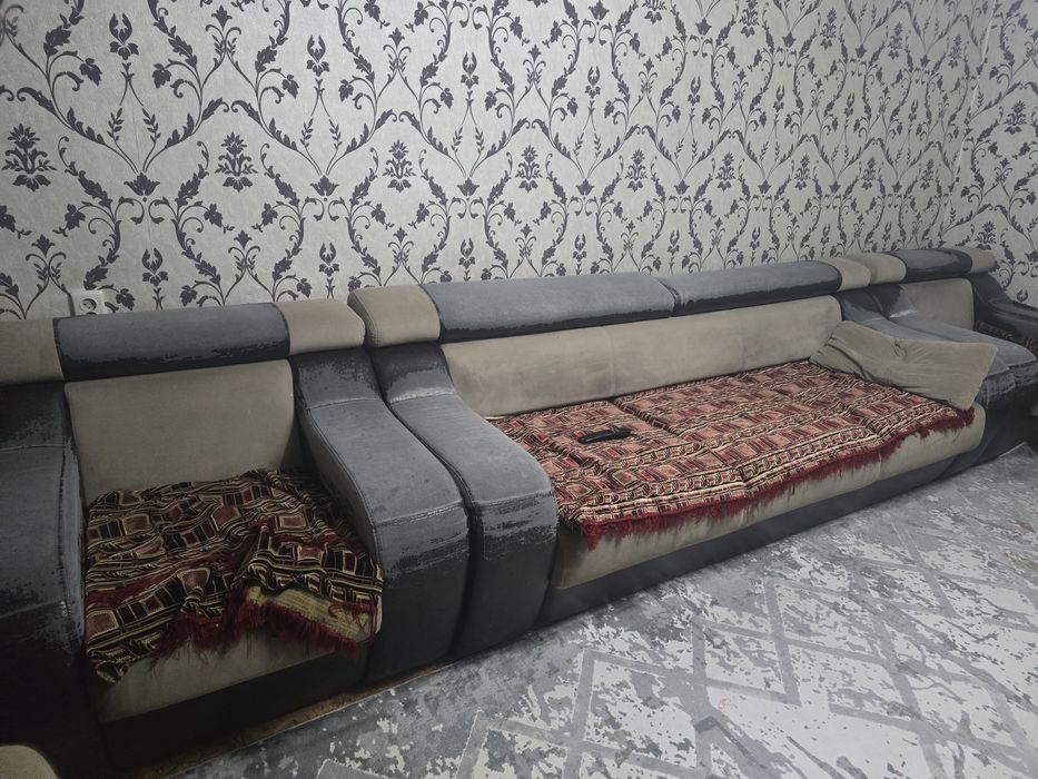 Продам диван срочно