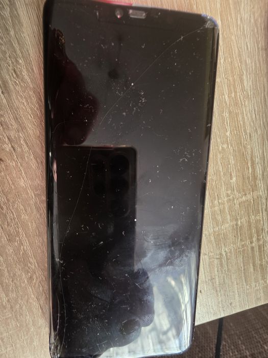 Mate 20 pro за части