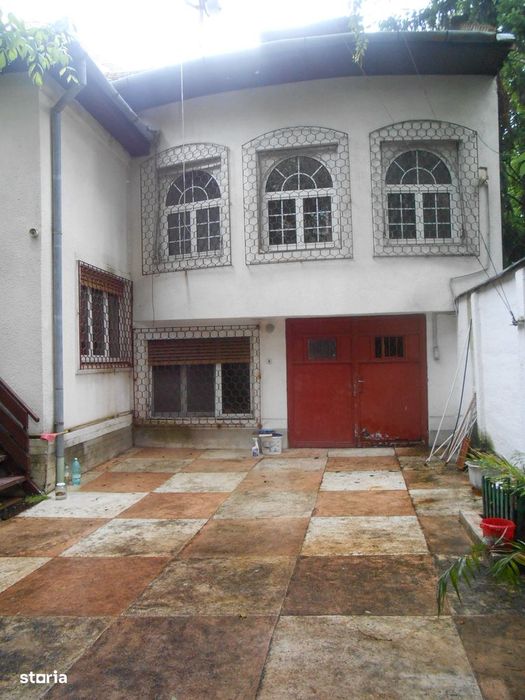 Casa D+P-C1, Zona Tipografilor