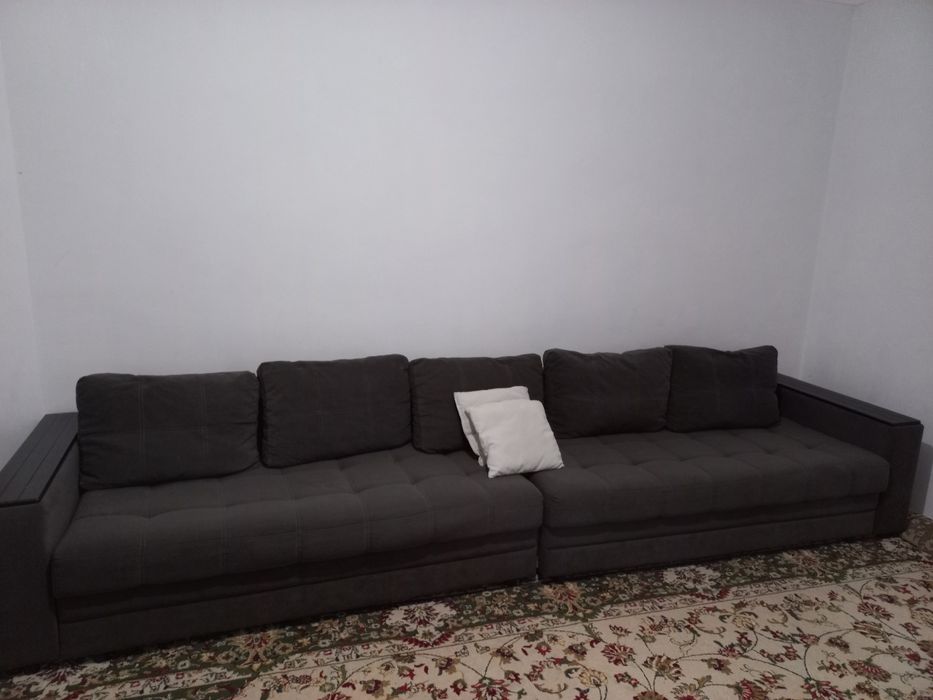 Диван кровать в гостиную