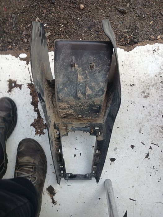 Консоль Фольксваген ПасатВ4