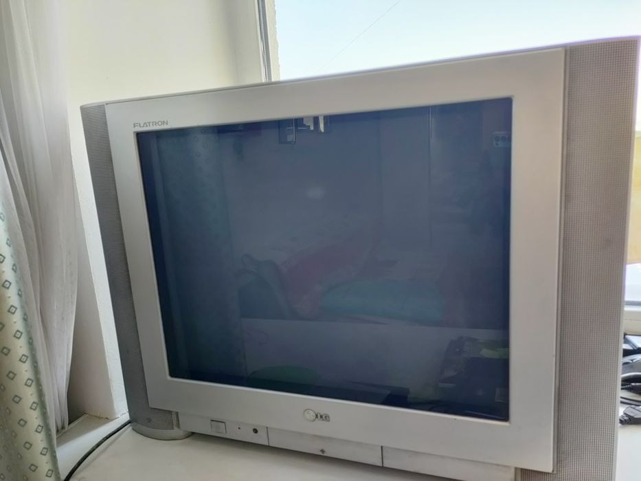 Телевизор LG бу в хорошем состояний