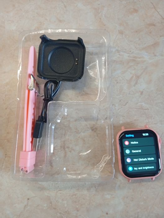 Ceas smart (are multe aplicații)