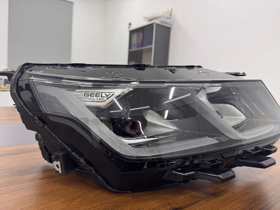 Фара правая Geely Coolray 2020