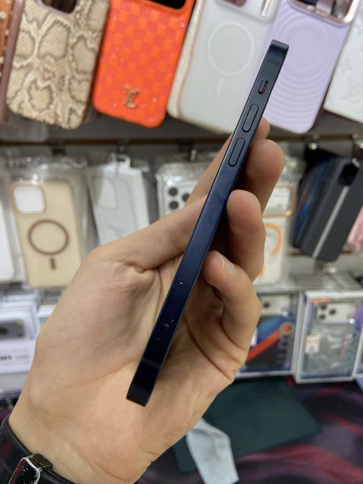iPhone 12 128Gb ideal