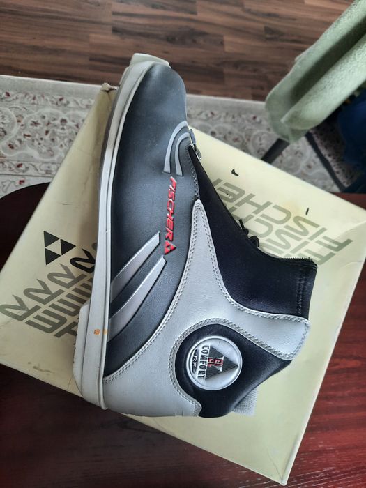 Лыжные ботинки 47 размер