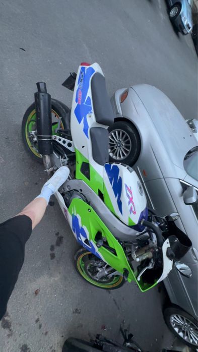 Kawasaki zxr 400 97’ (A2)