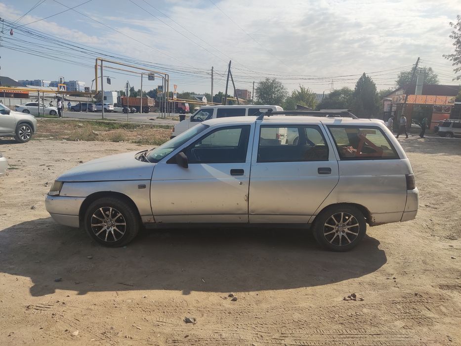 Автомобиль Ваз 2111