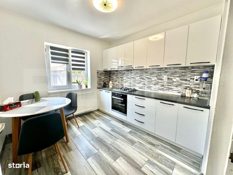 Casa individuala pe un singur nivel,1500 mp teren,piscina si anexe–