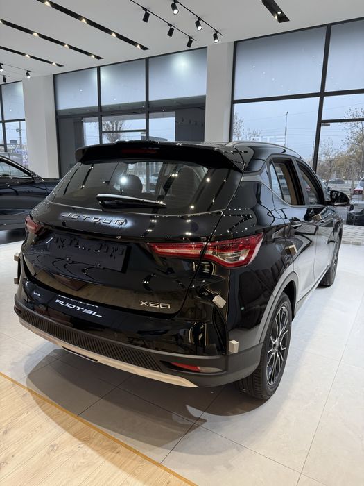 Jetour X50 5 yil rasmiy kafolat yoki 150 min km
