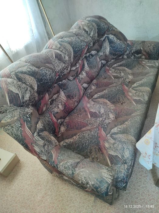 Продавам холна гарнитура