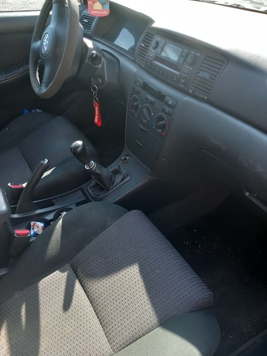 Toyota  Corolla  1.4 газ-бензин